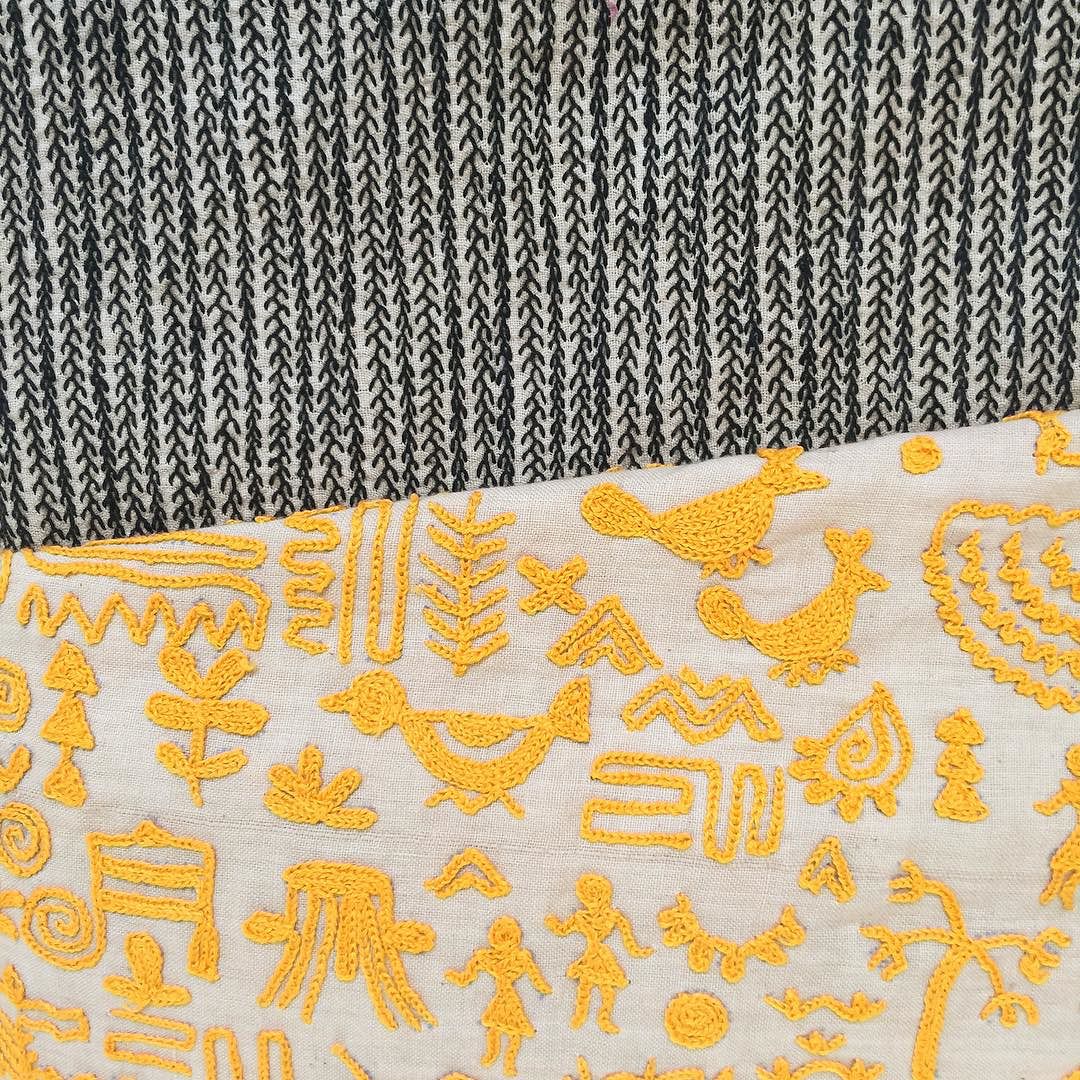 warli and khajuri mix #handembroidery