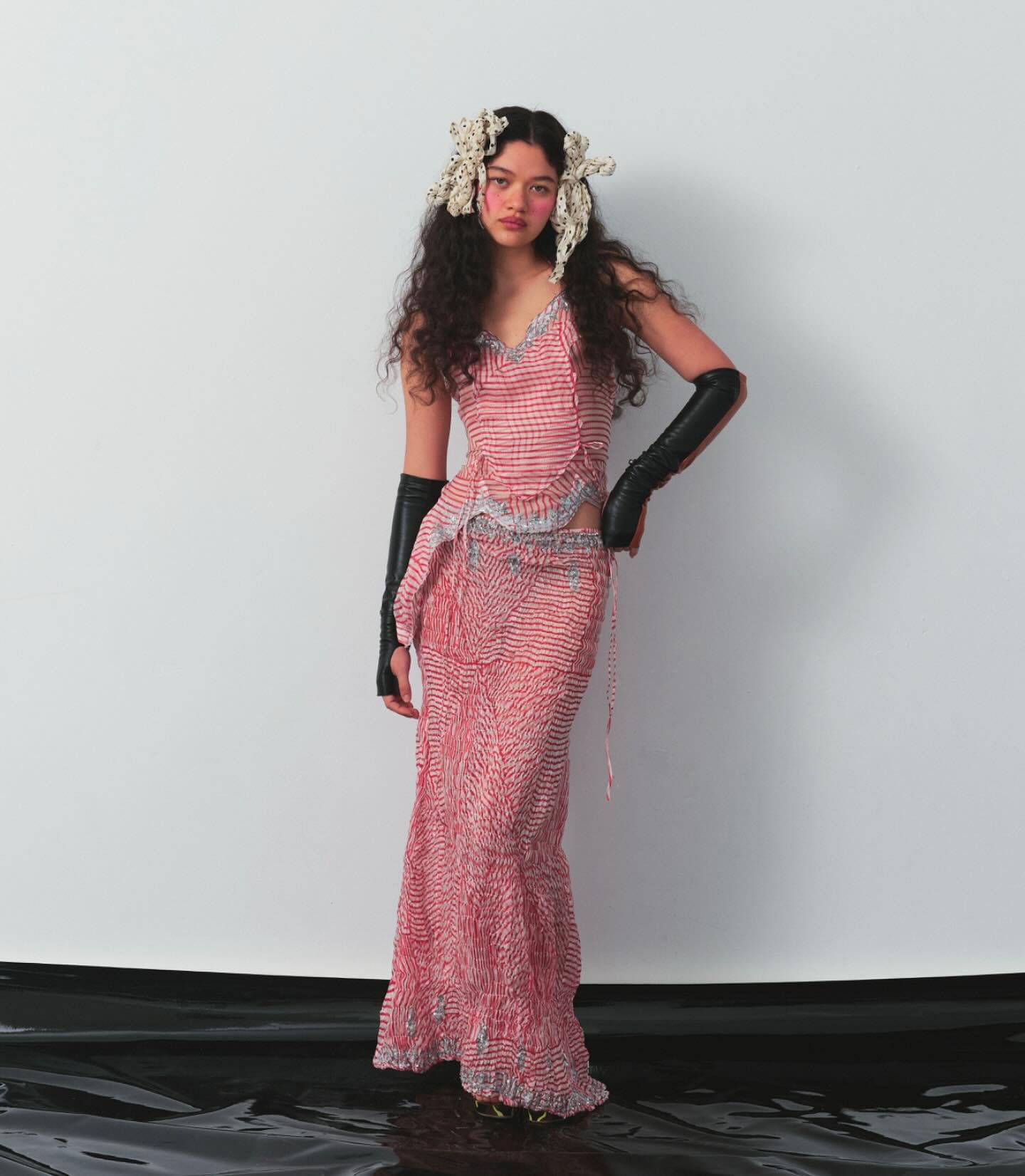 TIGRA TIGRA / collection 16 / hand-woven kota silk with tikka metal hand-embroidery