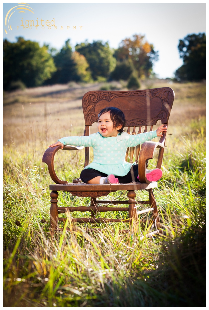 ignited Photography Sanots Family Portraits Brighton Howell Michigan_435.jpg