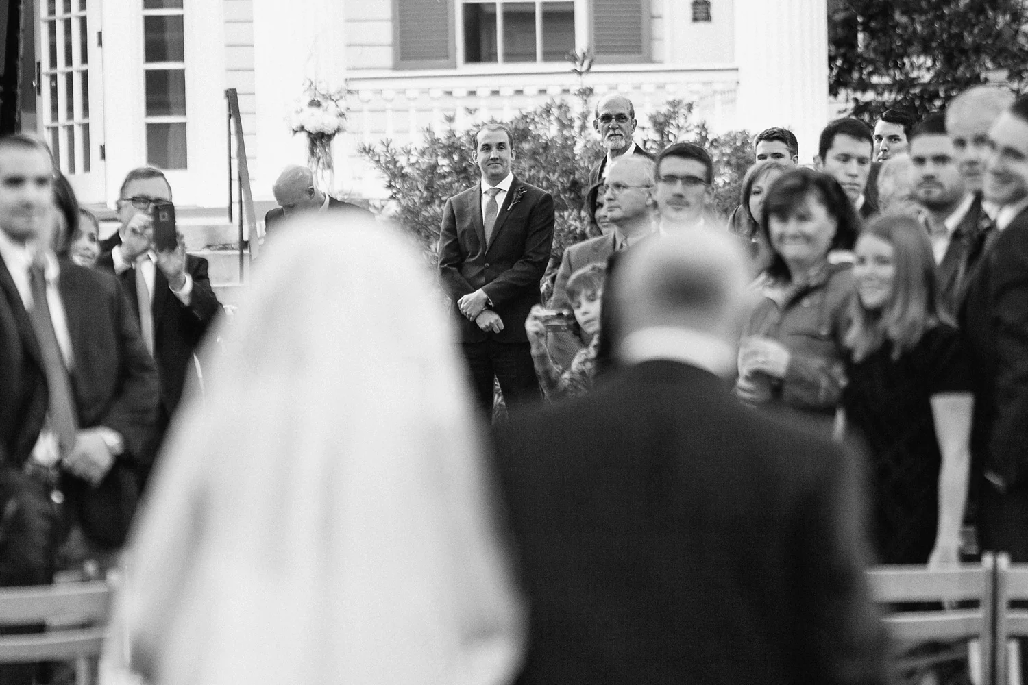 Lindsey_A_Miller_photography_charleston_mcleod_plantation_wedding_row_of_oaks_southern_classic_fall_spanish_moss_historic_home_058.jpg