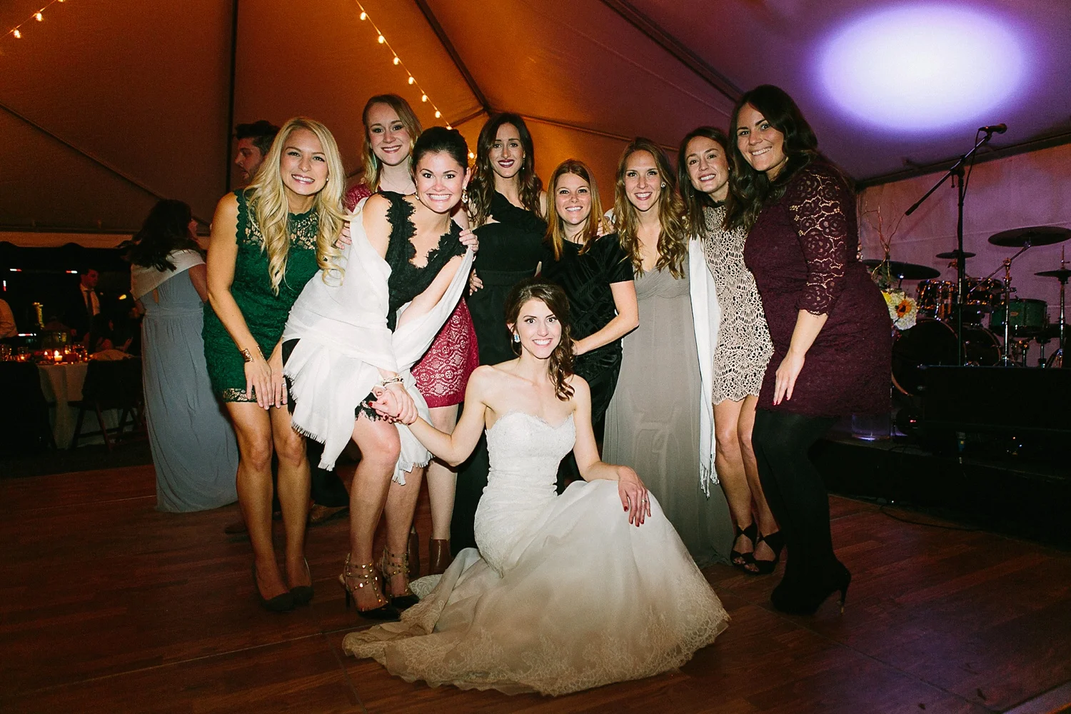 Lindsey_A_Miller_photography_charleston_mcleod_plantation_wedding_row_of_oaks_southern_classic_fall_spanish_moss_historic_home_085.jpg