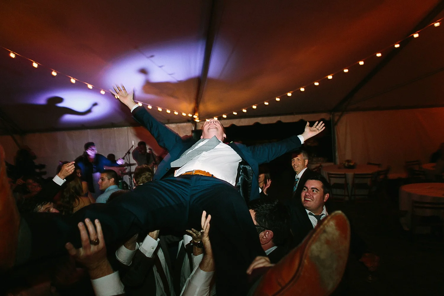 Lindsey_A_Miller_photography_charleston_mcleod_plantation_wedding_row_of_oaks_southern_classic_fall_spanish_moss_historic_home_088.jpg