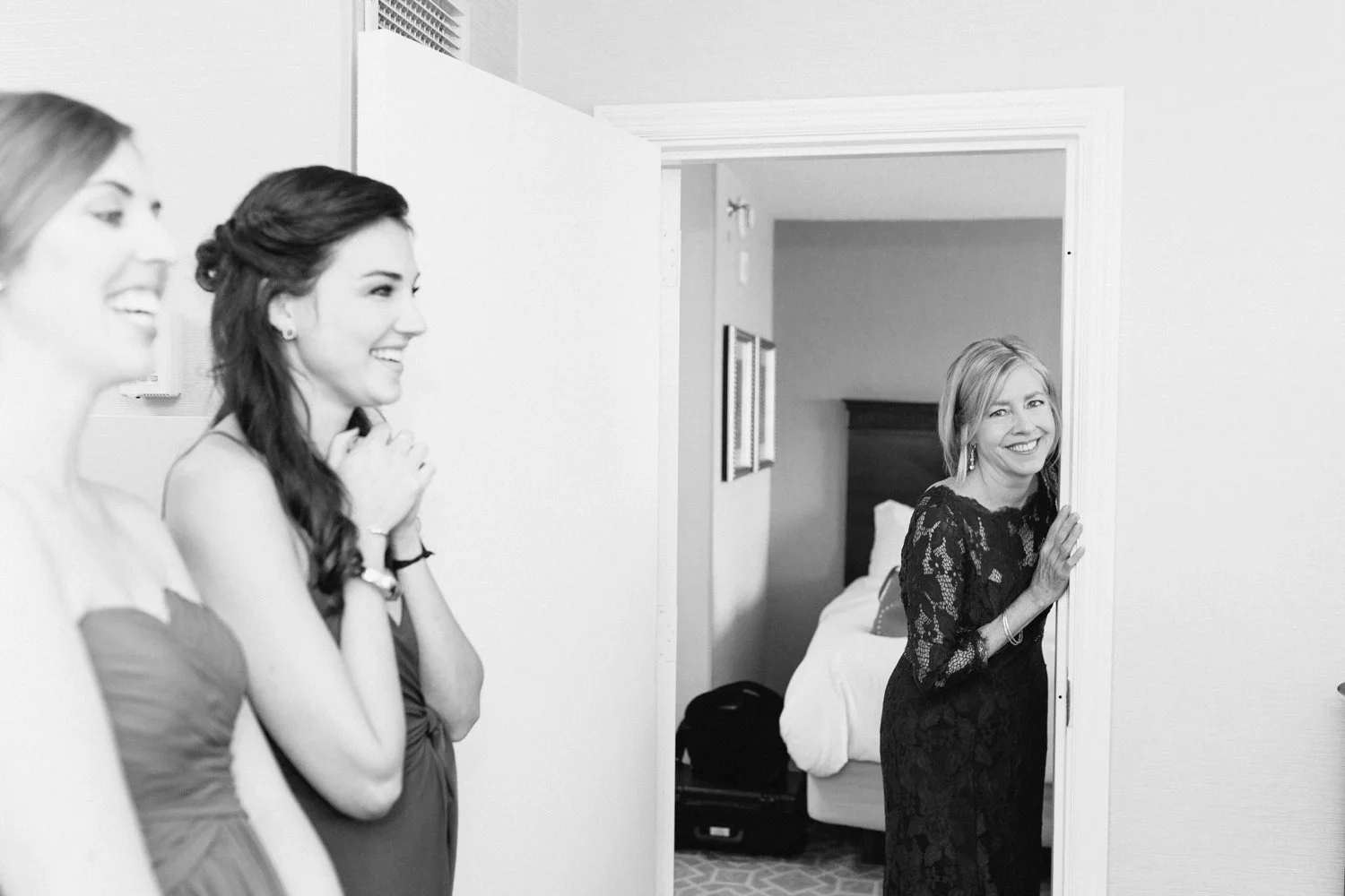 lindsey_a_miller_photography_historic_rice_mill_charleston_wedding_22.jpg