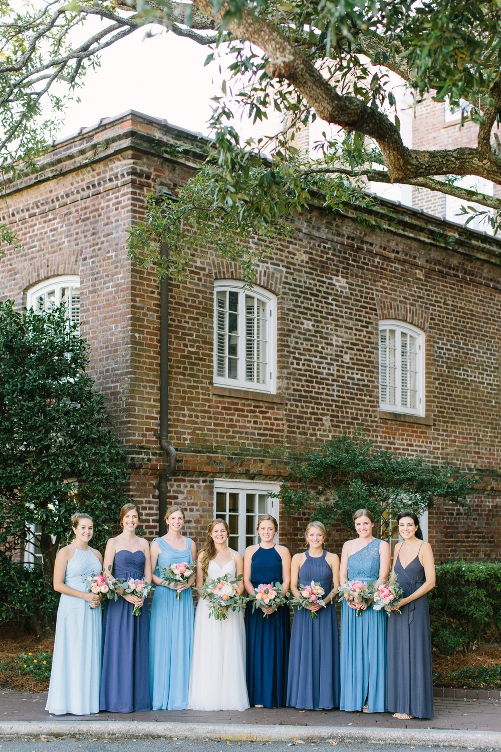 lindsey_a_miller_photography_historic_rice_mill_charleston_wedding_24.jpg