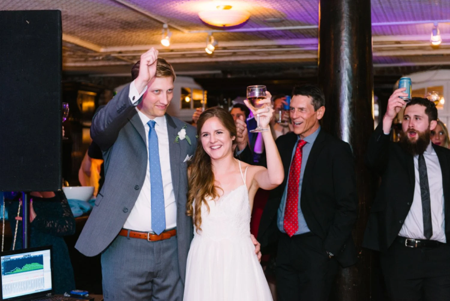 lindsey_a_miller_photography_historic_rice_mill_charleston_wedding_74.jpg