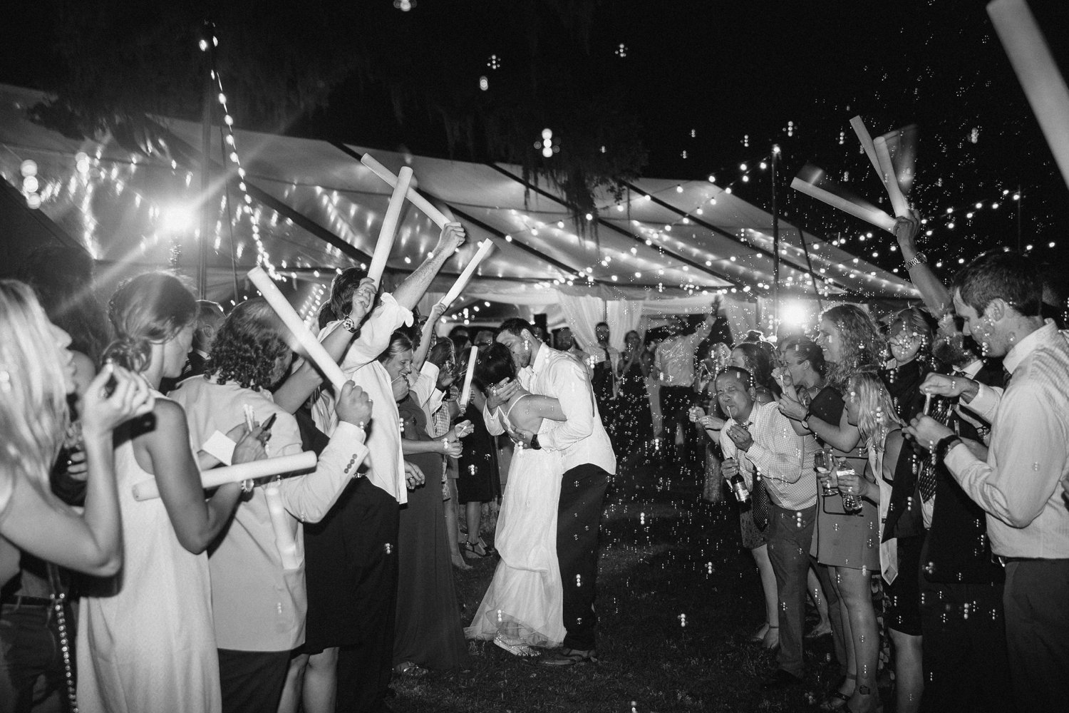 Lindsey_A_Miller_Photography_mcleod_plantation_wedding_charleston_south_carolina_clear_tent_spring_mod_events_102.jpg