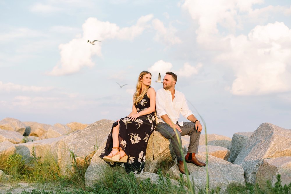 Fort-Fisher-engagement-session-beach-wilmington-north-carolina-lindseyamillerphotography_0015.jpg