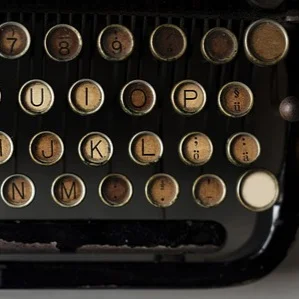 alphabets-2365812_640.jpg