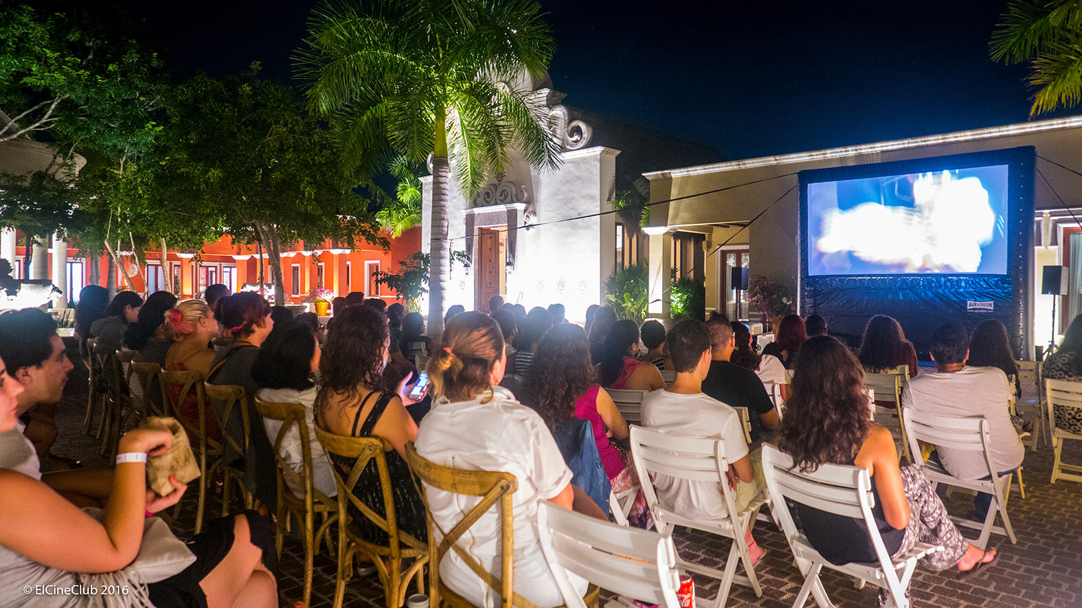 ElCineClub en El Pueblito