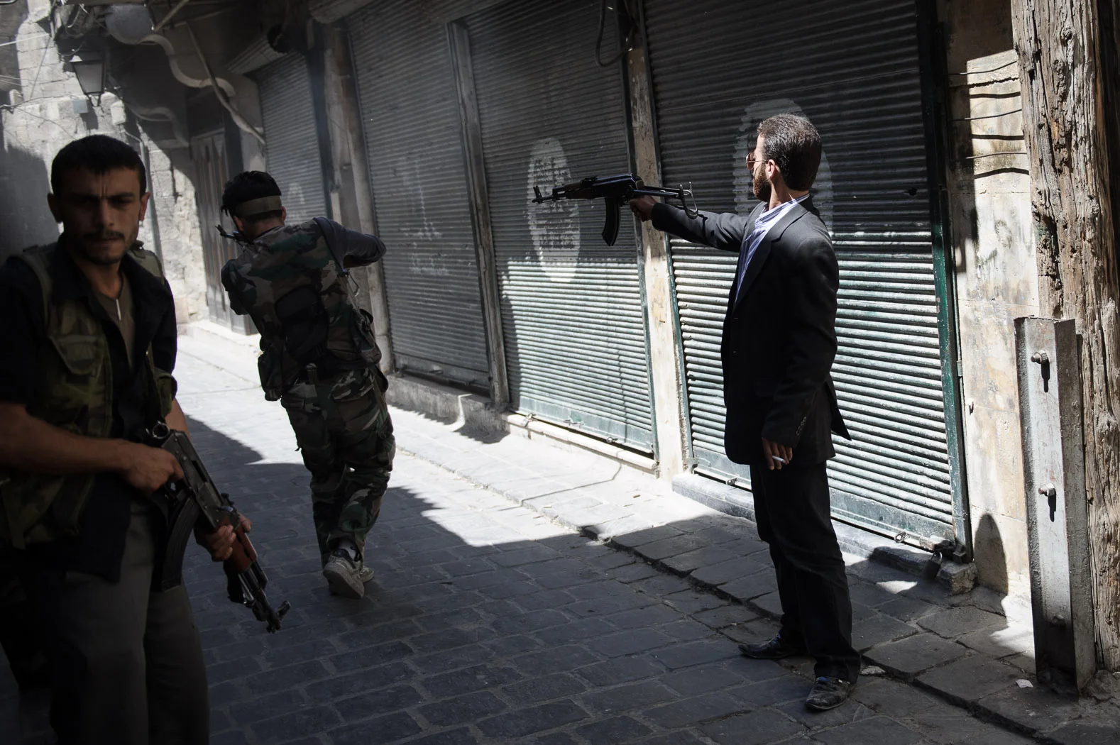 Many foreign nations feared directly arming rebels because of the disparity of armed groups operating in the country; not knowing where those arms could end up or what those groups' ideals were.
