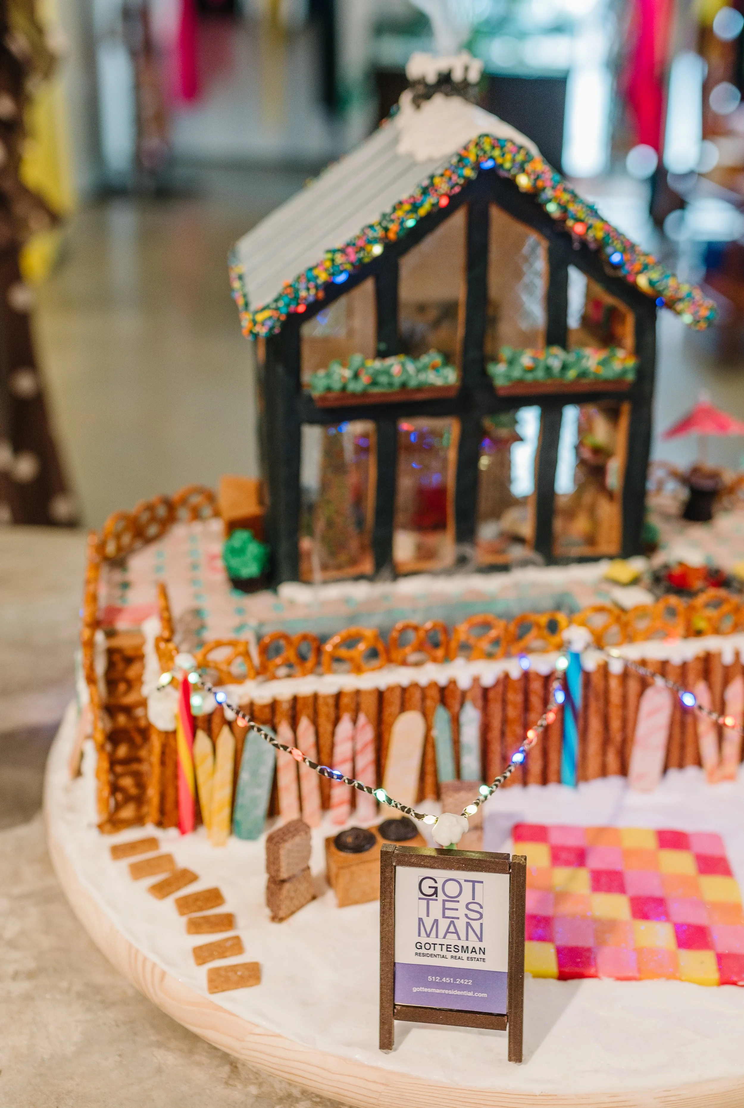Gingerbread22_SkiParty_02.jpg