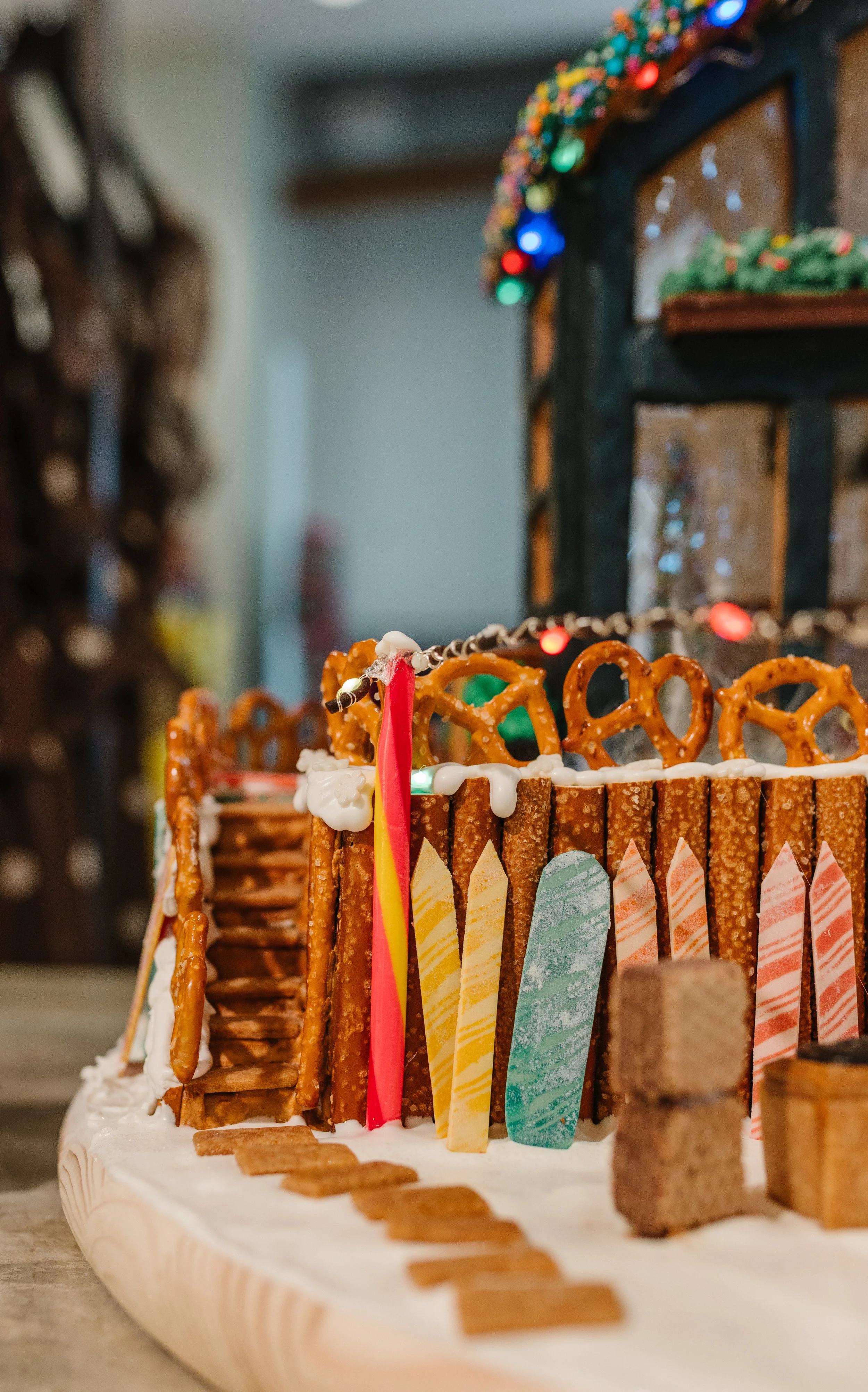 Gingerbread22_SkiParty_03.jpg
