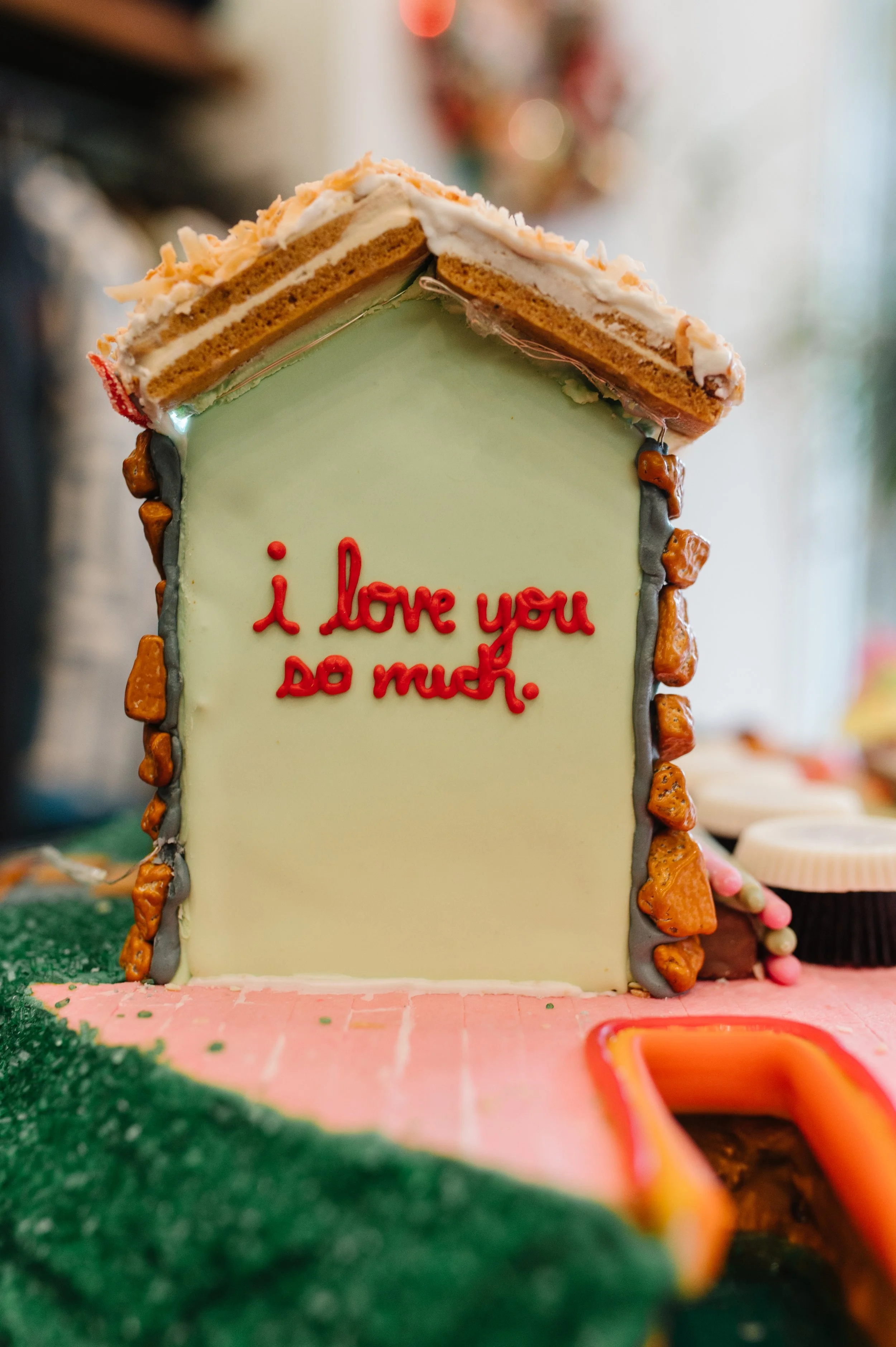 Gingerbread22_WaterSki_04.jpg