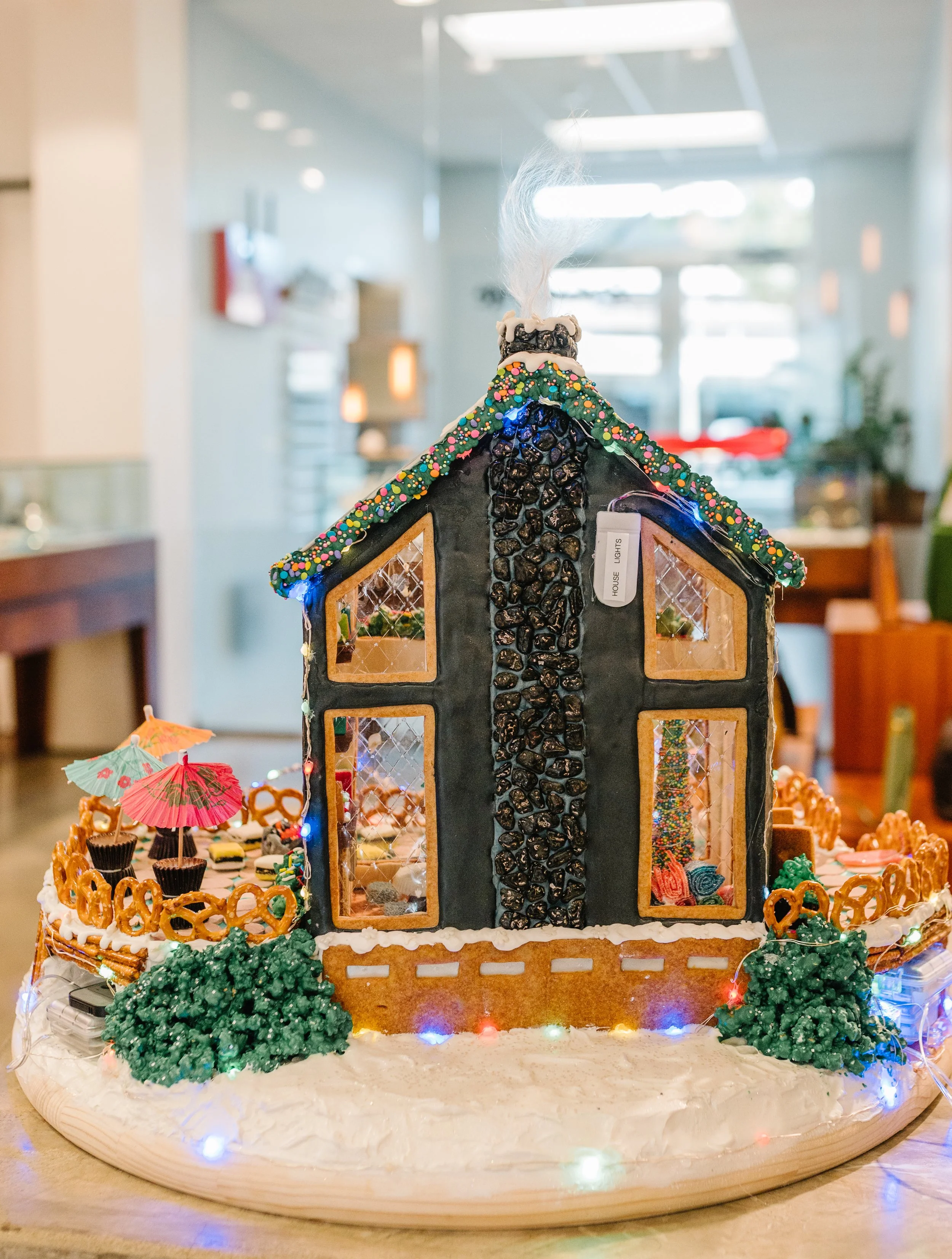 Gingerbread22_SkiParty_07.jpg