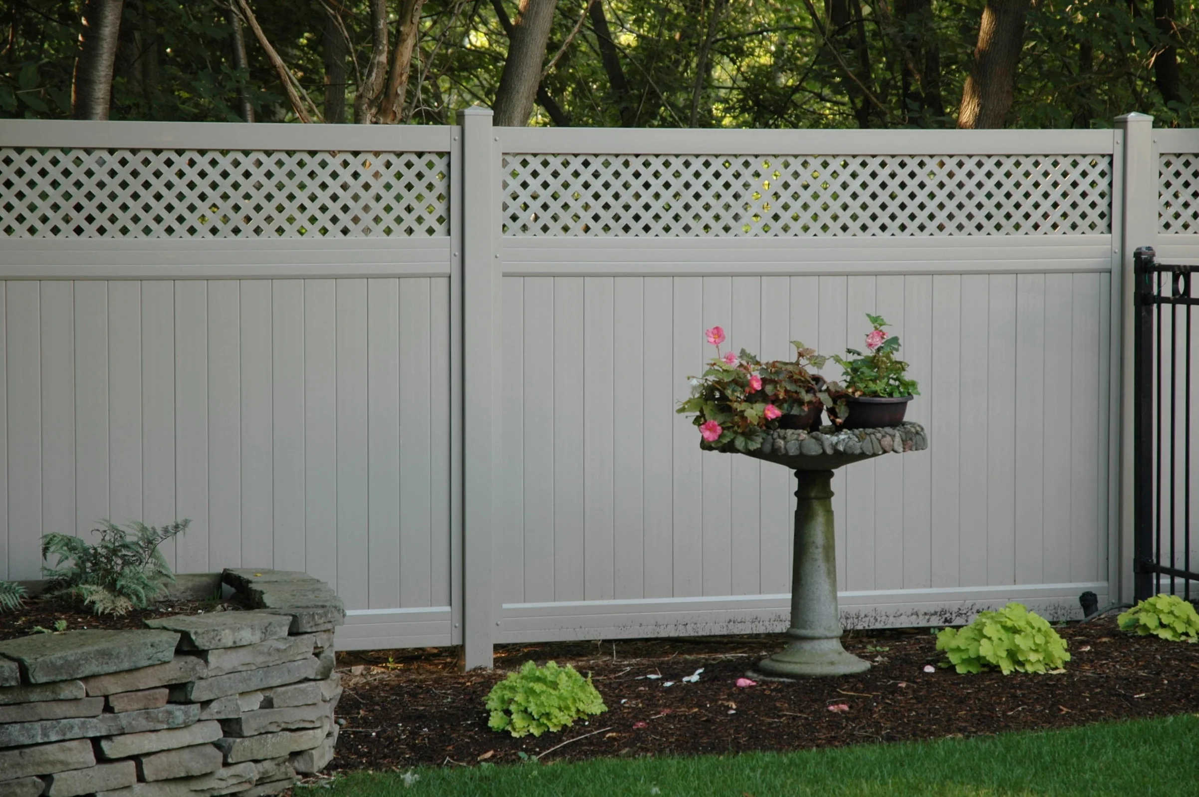 Heritage Design The Deck and Fence Store