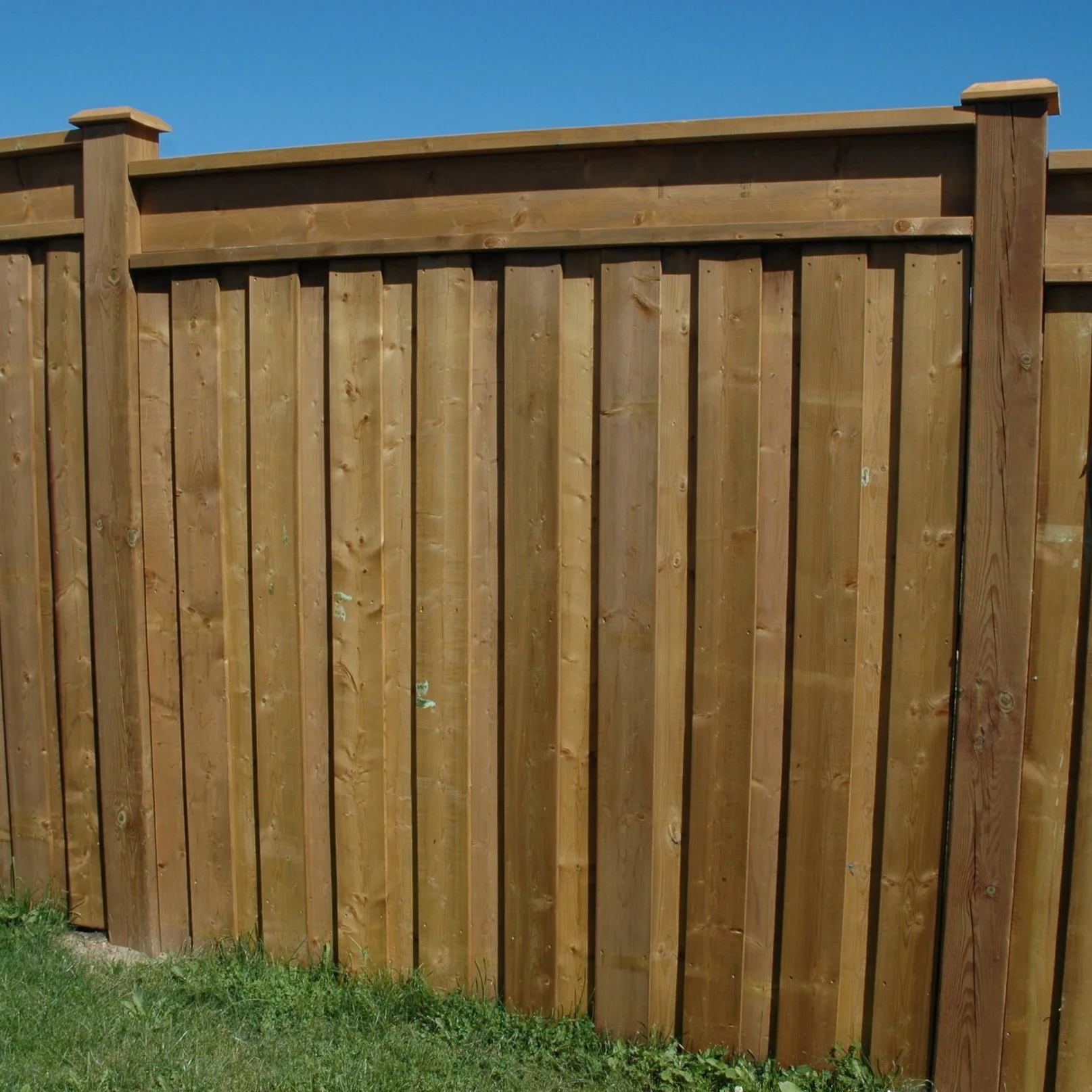 Wood Fencing — Heritage Design The Deck and Fence Store