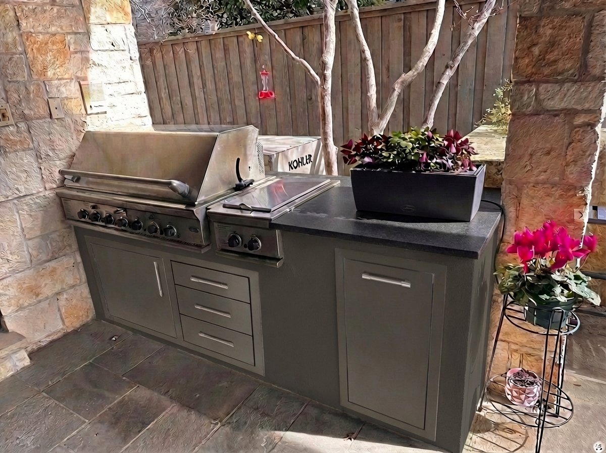 Urbane Bronze Stucco.jpg