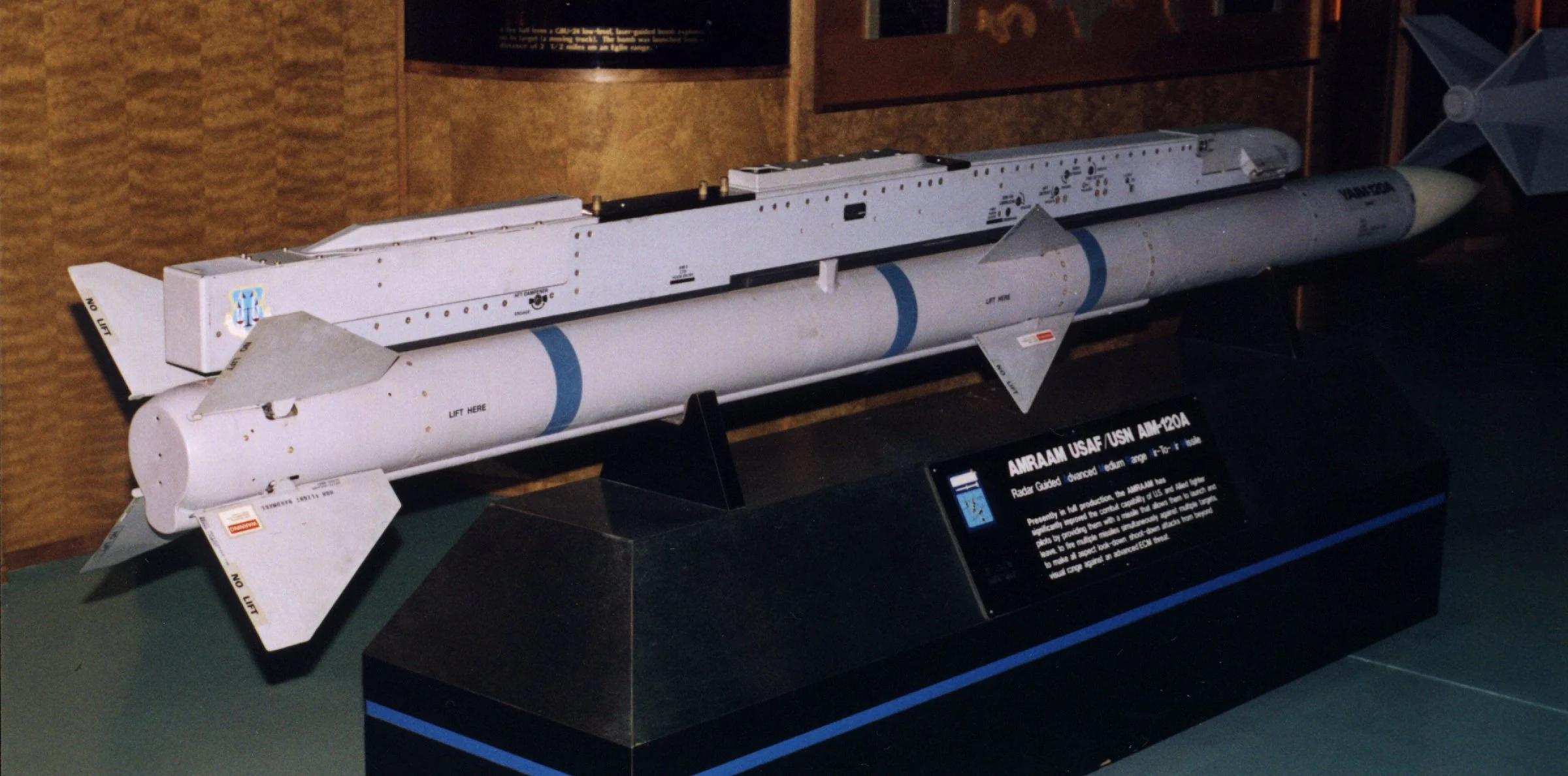 amraam-1.jpg
