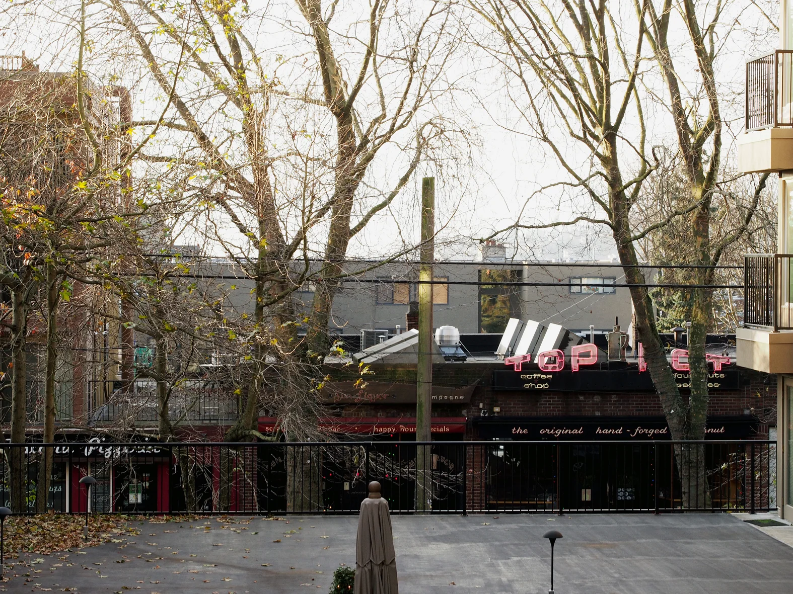 2014_0105 Top Pot small.jpg