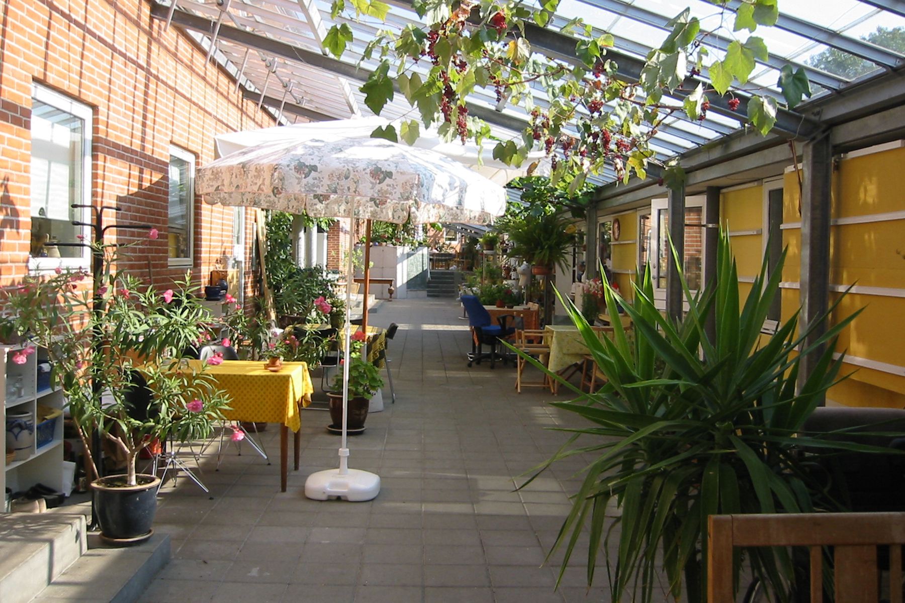   Kilen Cohousing  in Birkerød, DK. Designed by Jan Gudmand Hoyer 