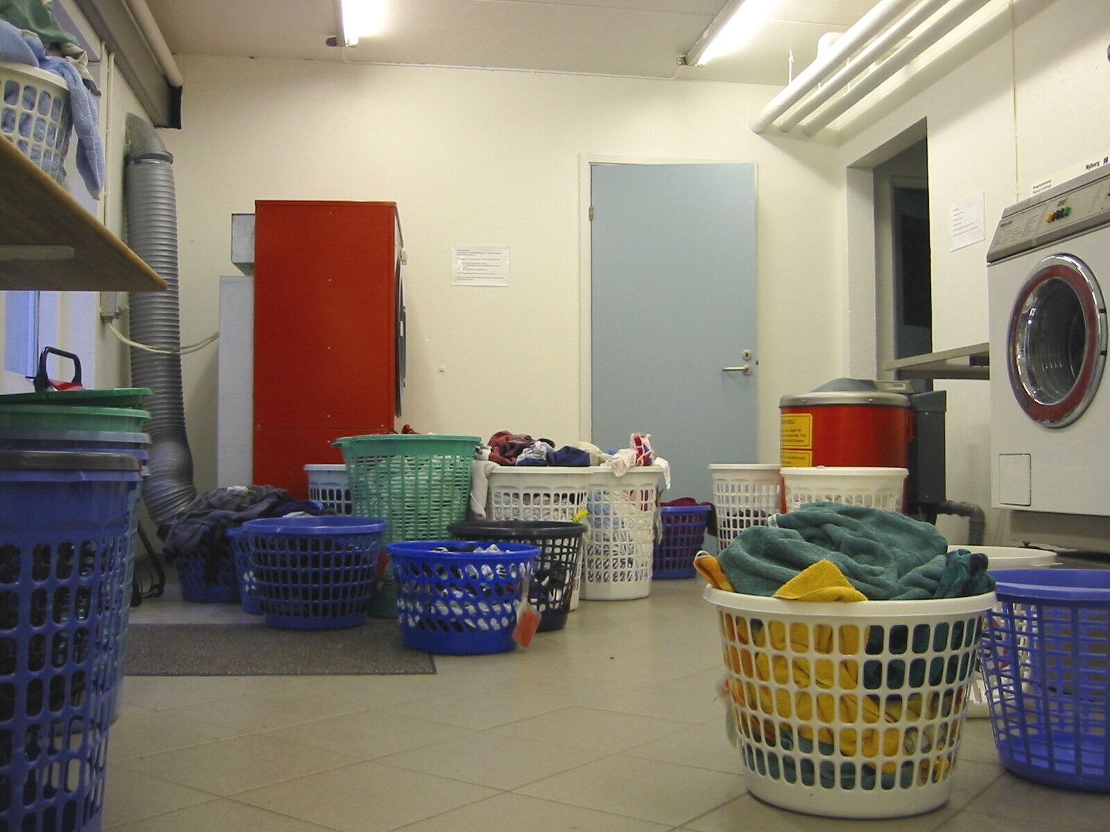 Laundry queue at Leerbjerg Lod