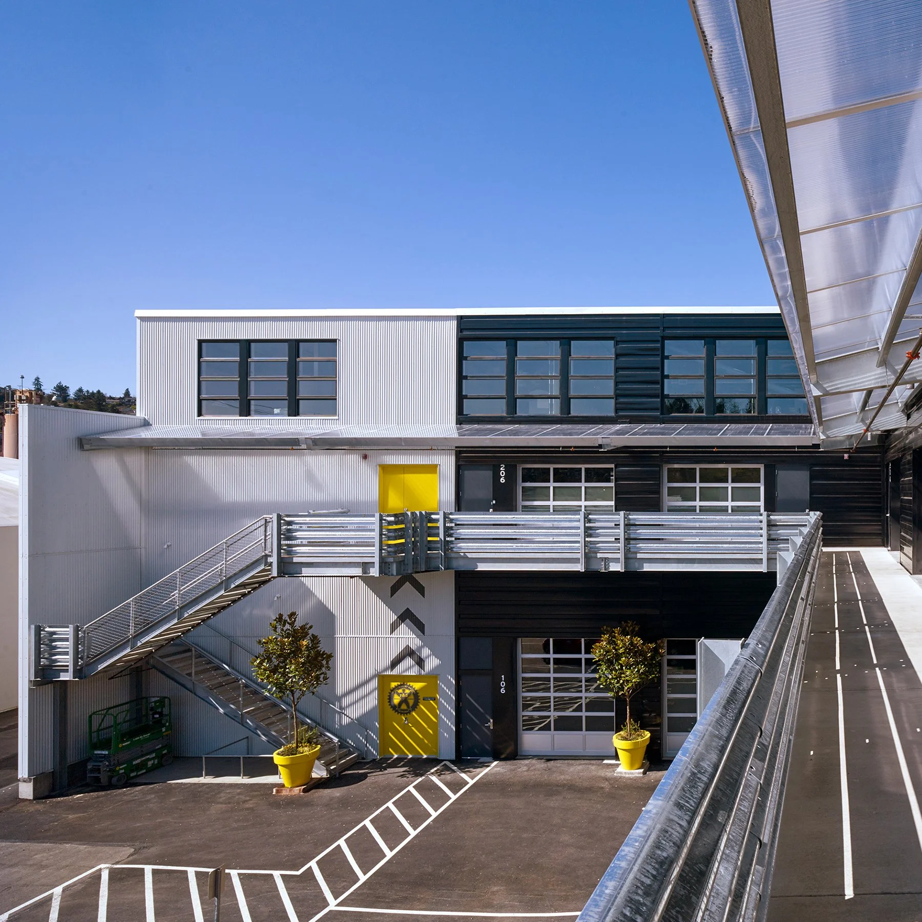 Thumbnail_Freehold Bow North Building.jpg