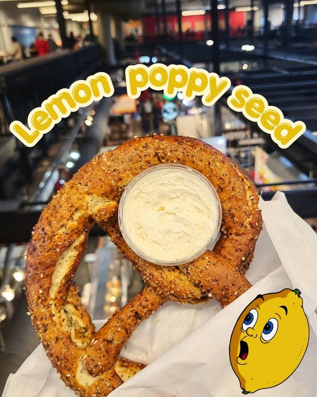 🍋🥨 Lemon Poppy Seed 🥨 🍋 

We&rsquo;re squeezing all the sunshine into this one! We hand juice and zest fresh lemons, mix it into the dough with a generous amount of poppy seeds, then top it with sugar in the raw before baking. Bright, fresh, and 