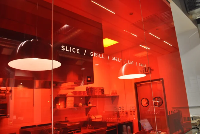 Pro_Art-PAck-Grill-Red-Glass_670.jpg