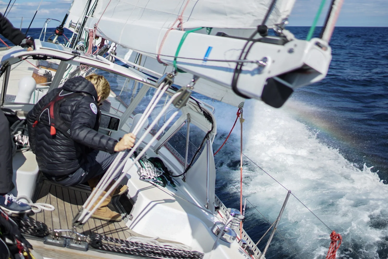   59º North Sailing   "Sharing the wisdom of the high seas with those wise enough to seek it out." 