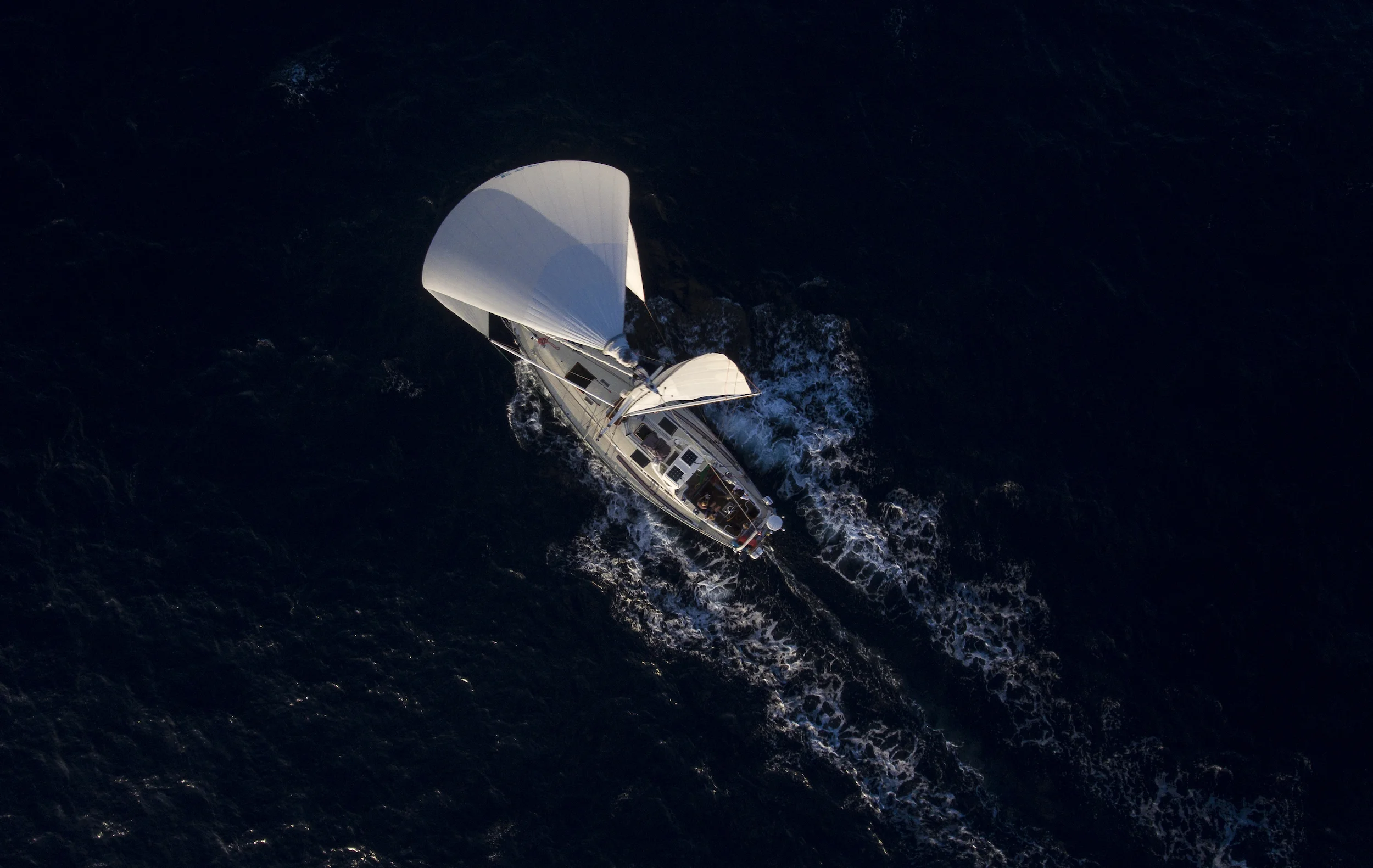 19.01.25_Spin Overhead.jpg
