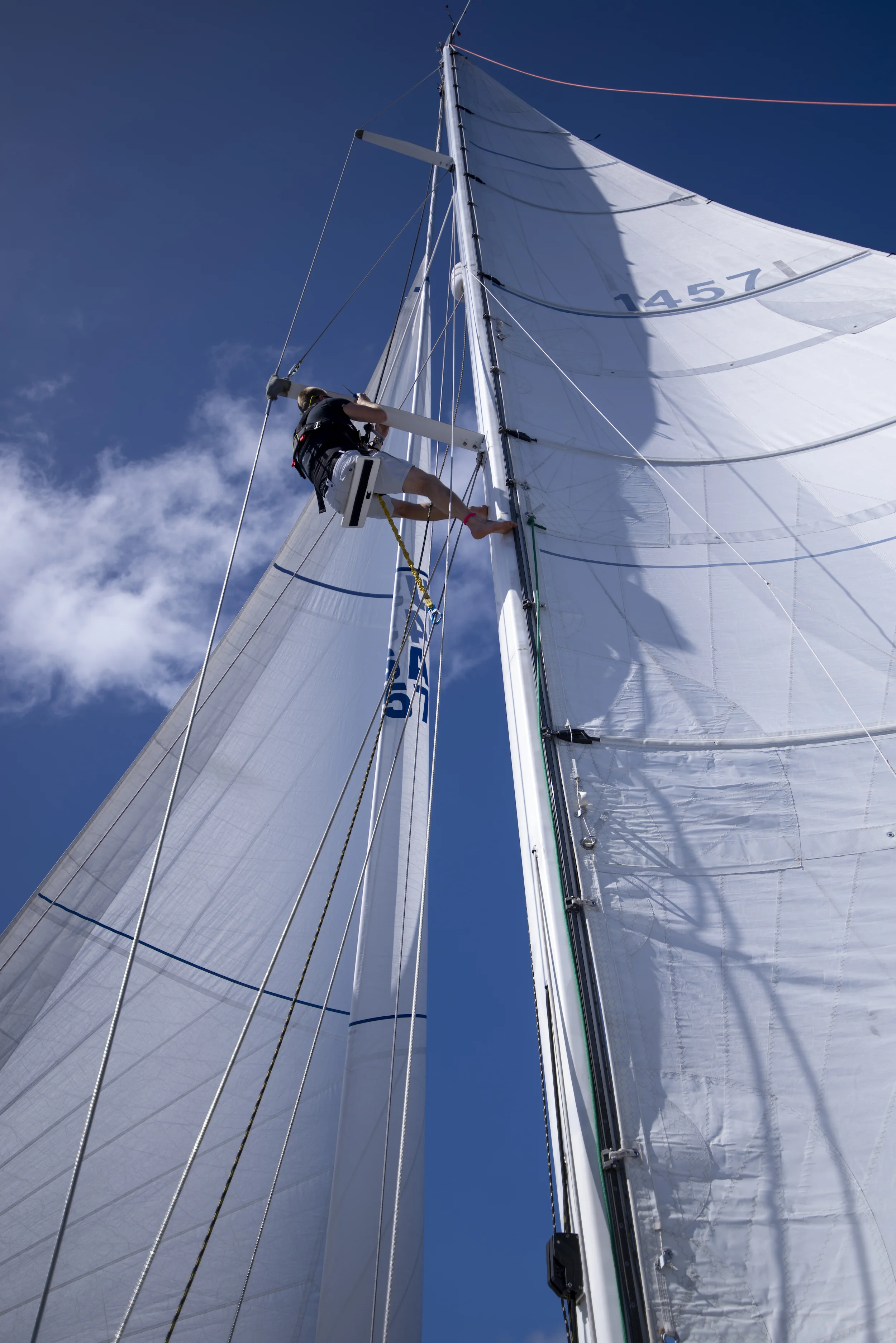 Of course we didn’t get any photos of the actual problem, as it was too stressful! Later next day though, Andy & Mia (and some of the crew!) went back aloft just for fun on a nice day offshore, about 500 miles east of Antigua).