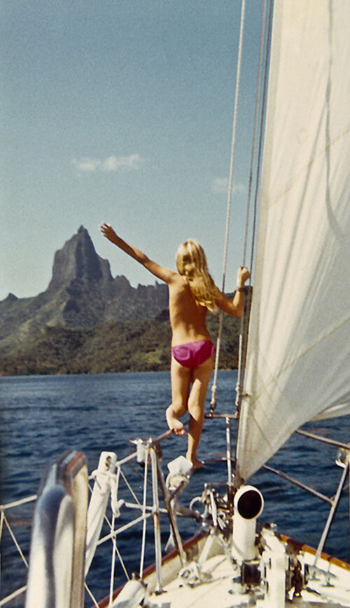 Sammy coming into Moorea.jpg