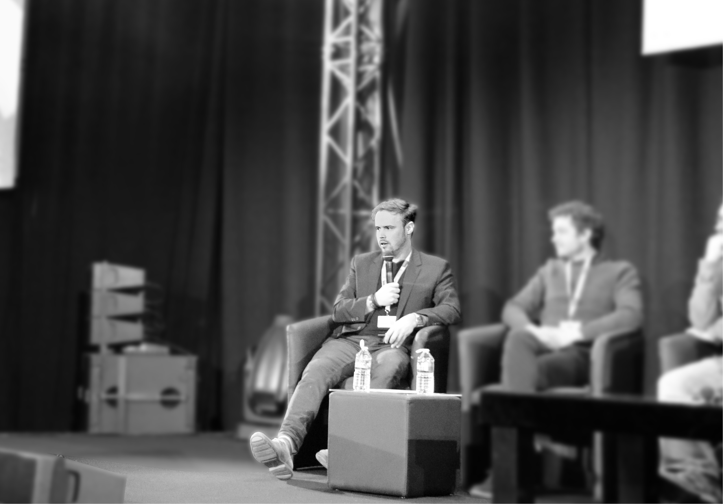 Speaking at Heavent Paris - 2016. Photo by Richard Toquet-
