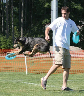Rich Roskopf and Makani impress the crowd with their physical prowess.