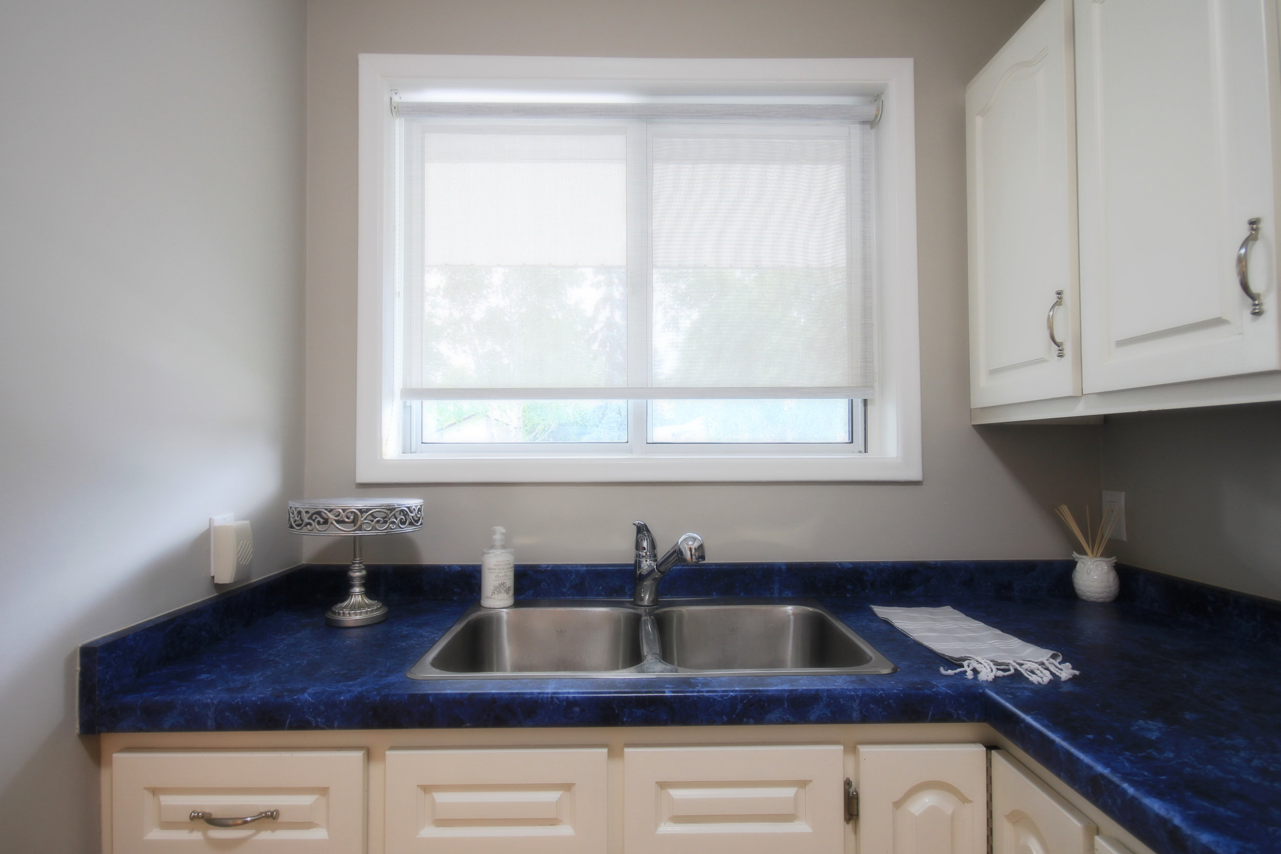 Kitchen3.jpg