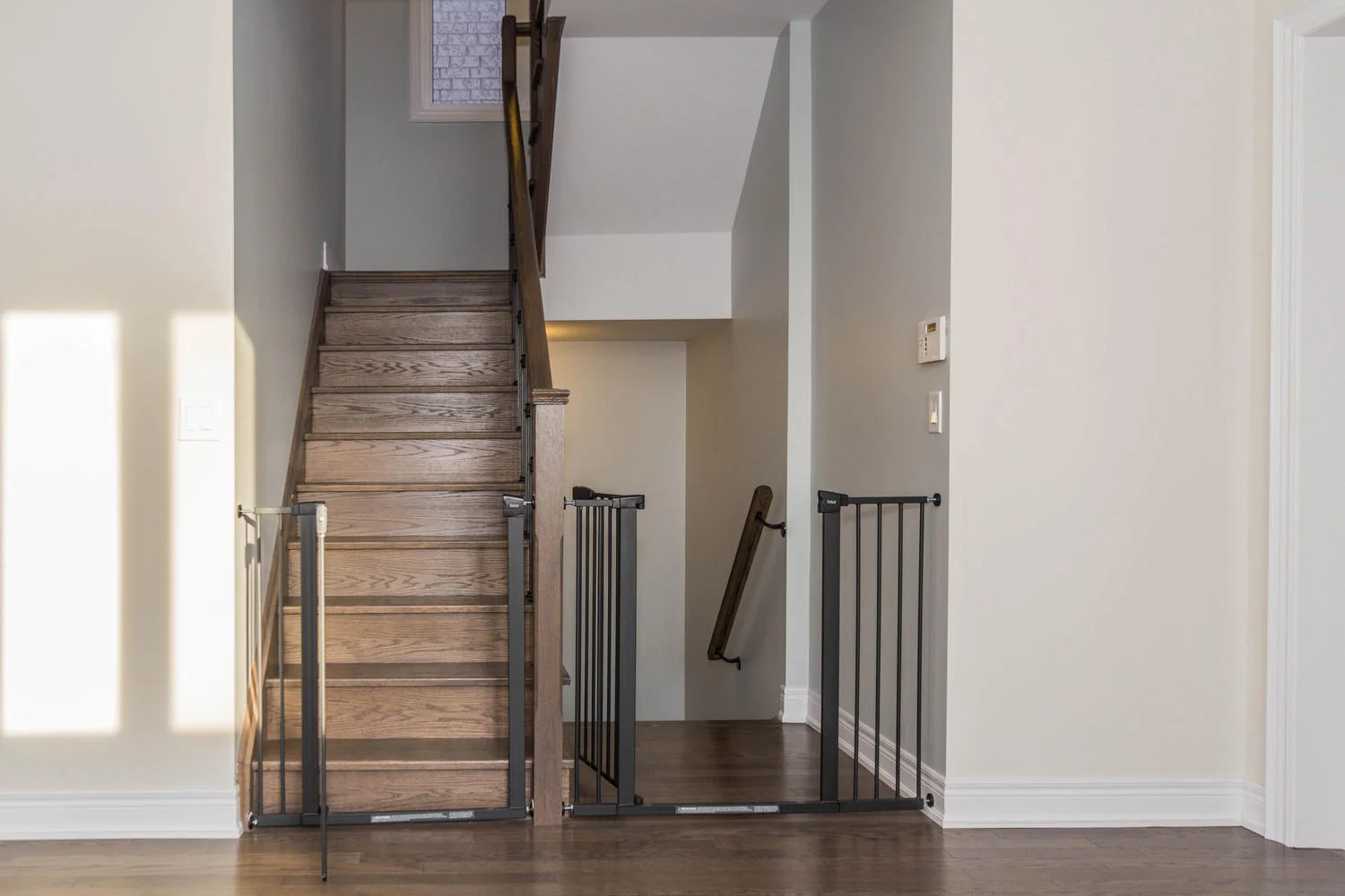 12 Rivoli Drive-large-030-49-Staircase-1500x1000-72dpi.jpg
