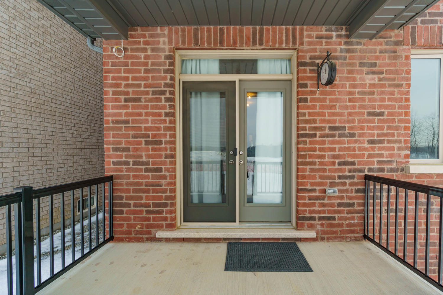 12 Rivoli Drive-large-055-57-Porch-1500x1000-72dpi.jpg