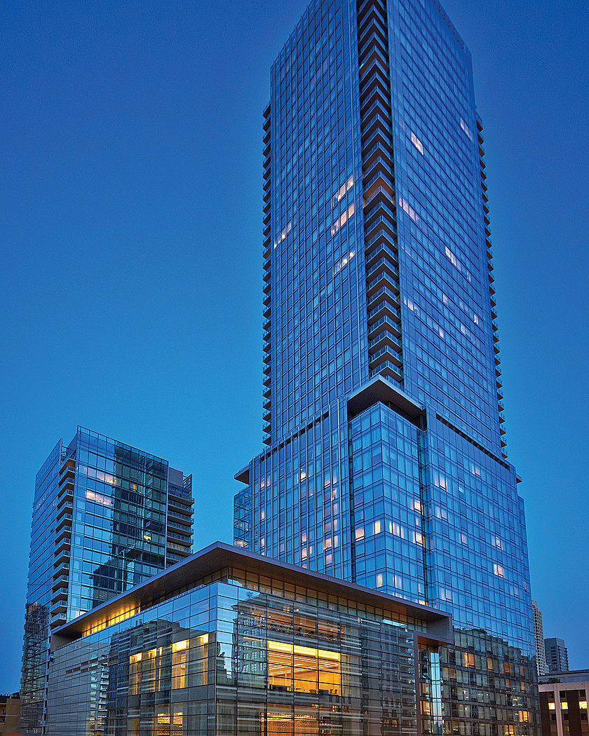 FOUR SEASONS PRIVATE RESIDENCES