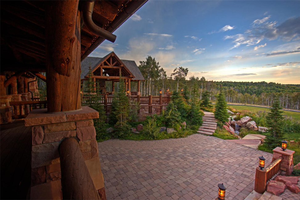Summit Sotheby's International Realty