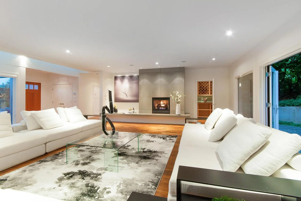 3137-Dickinson-Crescent-West-Vancouver-BC.jpg