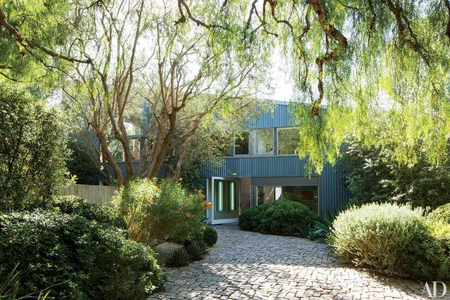 dam-images-architecture-2014-10-gehry-architecture-best-frank-gehry-architecture-01-patrick-dempsey-home.jpg