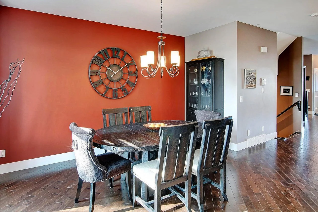 3527-40-Street-SW-Calgary-AB.jpg