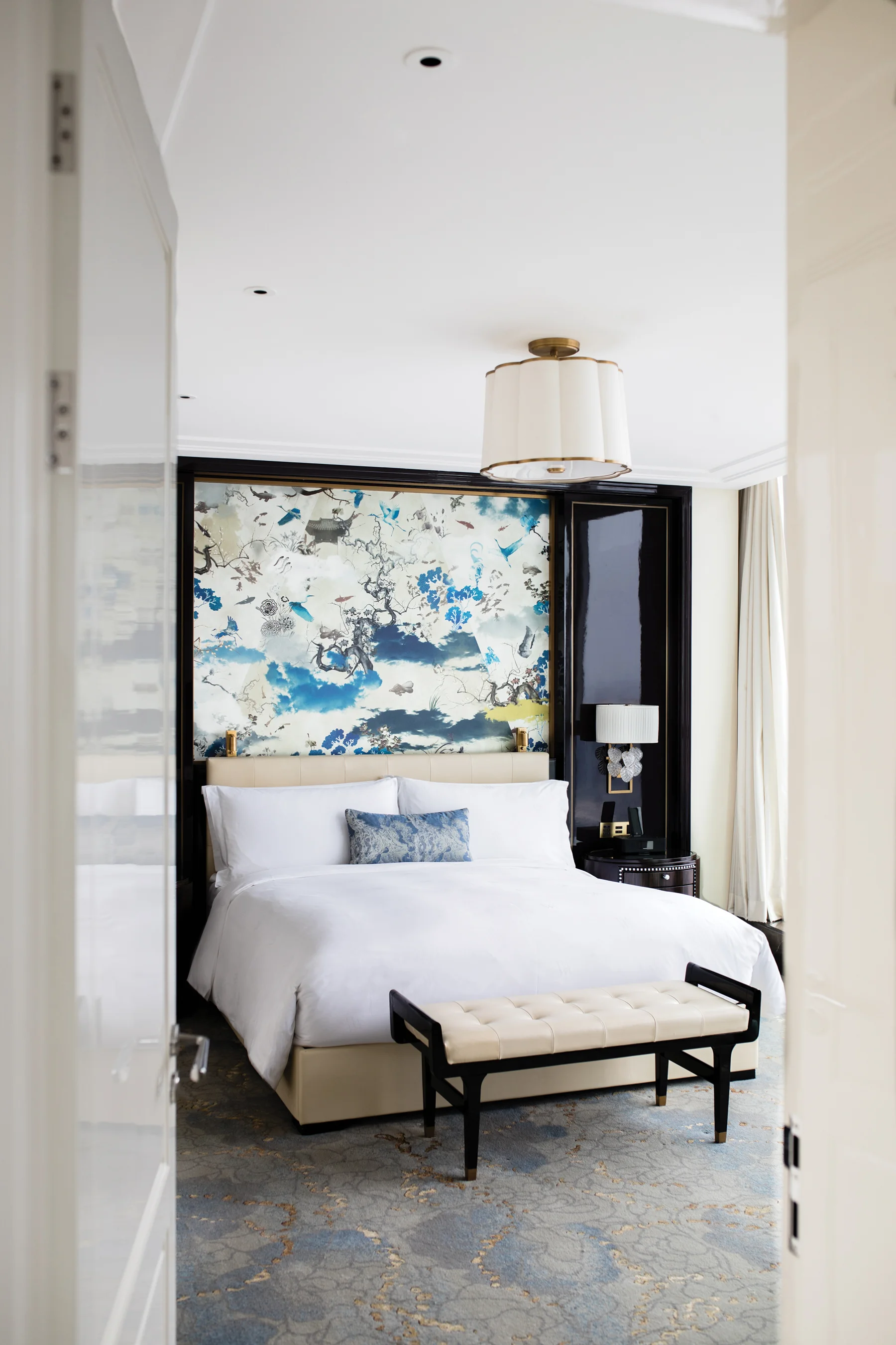 Understated elegance is key at the guest rooms of Waldorf Astoria Chengdu