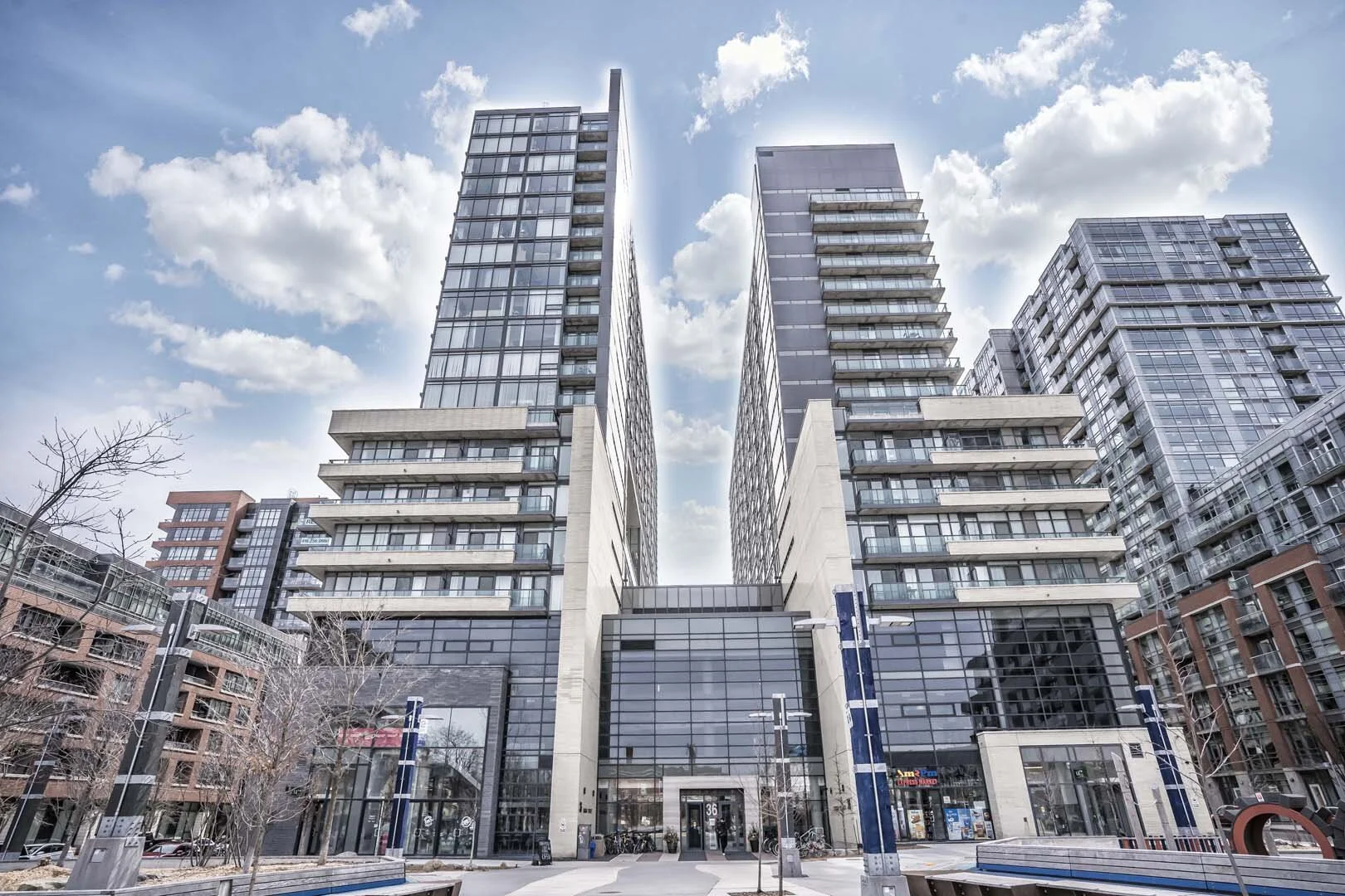 36Lisgar503E-01-Web.jpg