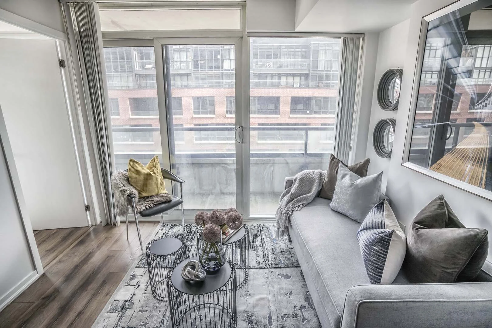 36Lisgar503E-03-Web.jpg