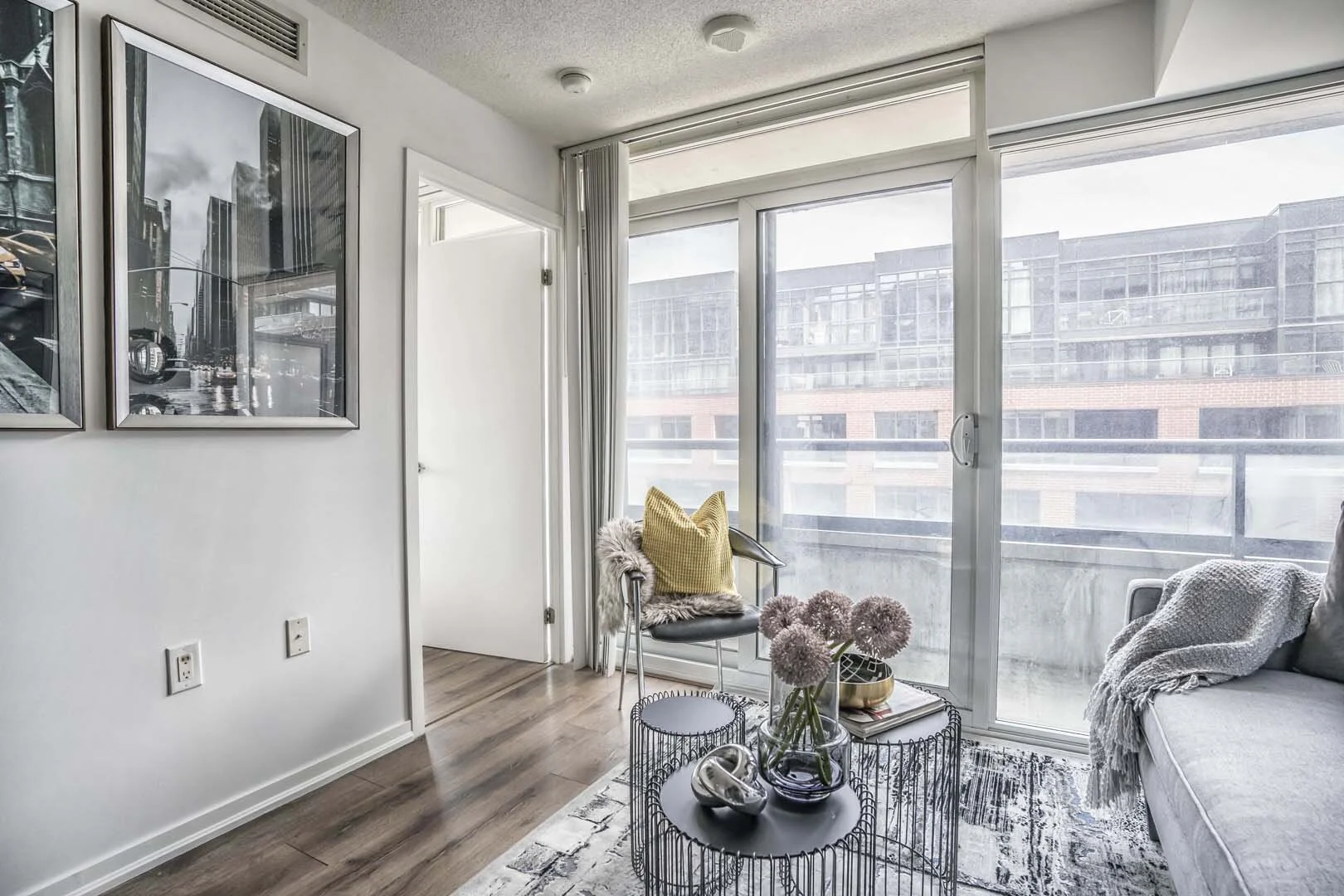 36Lisgar503E-04-Web.jpg