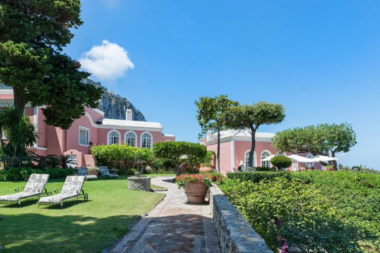 Naples, Italy |&nbsp;&nbsp;Italy Sotheby’s International Realty