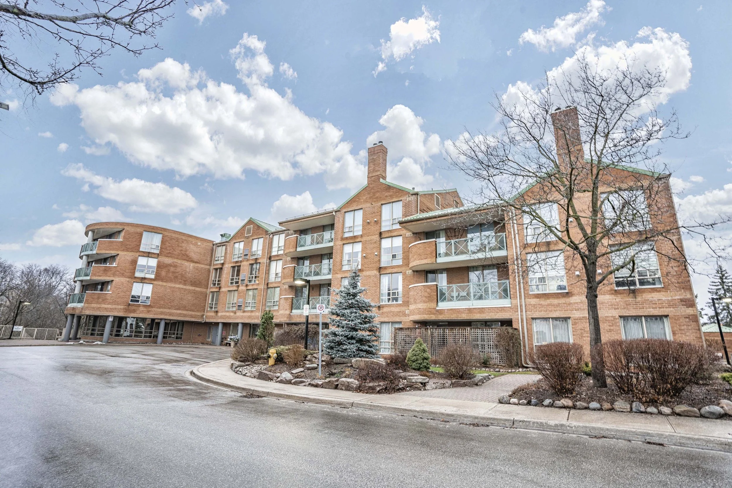 30 Wilson St, Suite 409, Markham