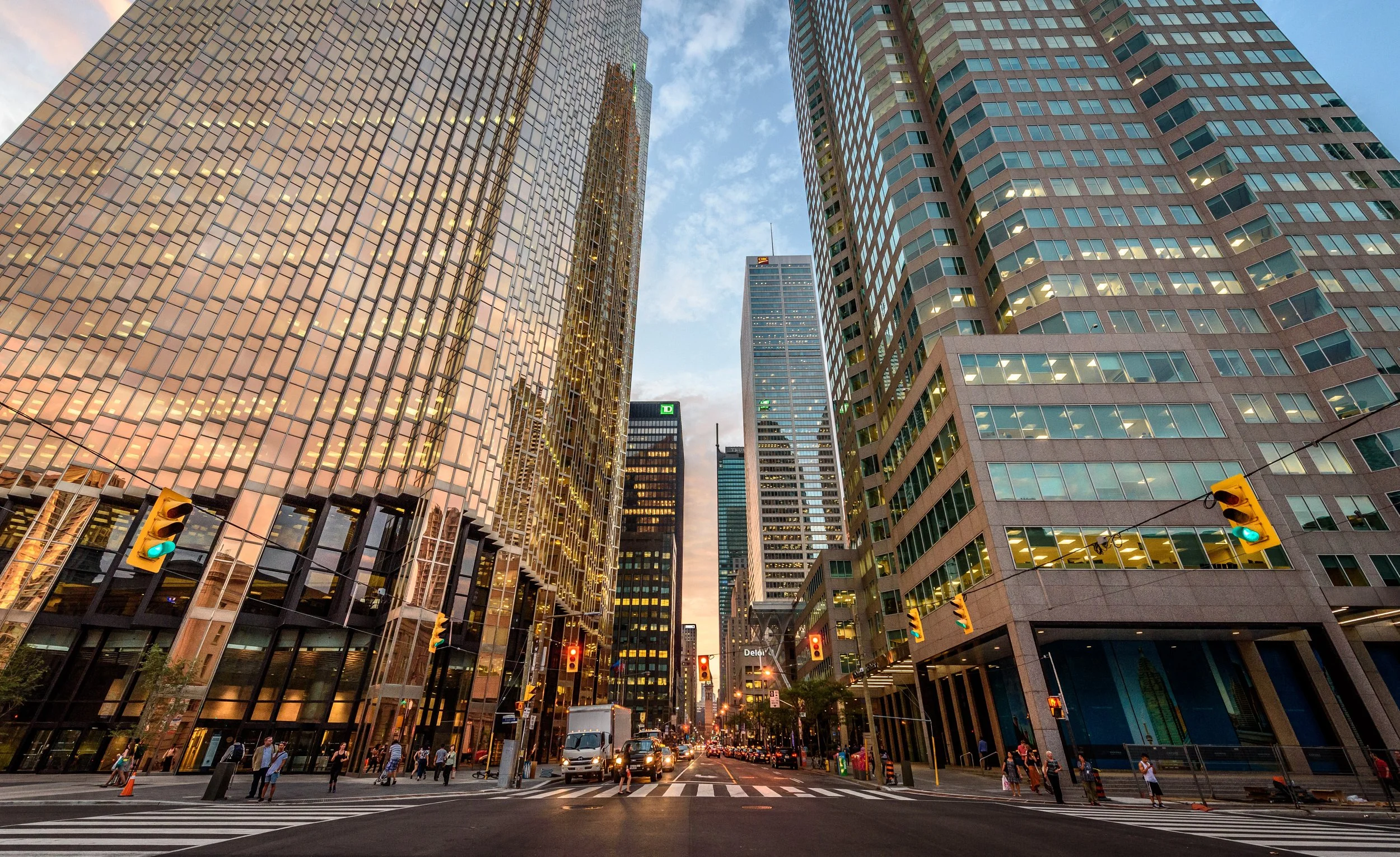 THE FINANCIAL DISTRICT