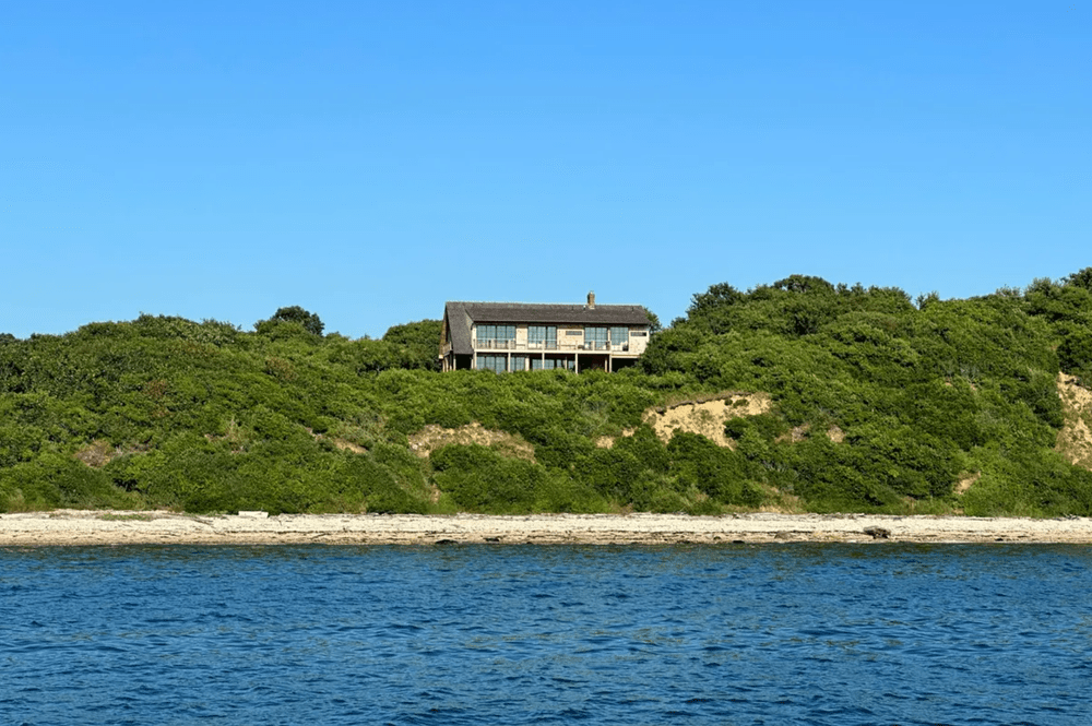 Inside A Chic Coastal Home On Historic Culloden Point — The Residences